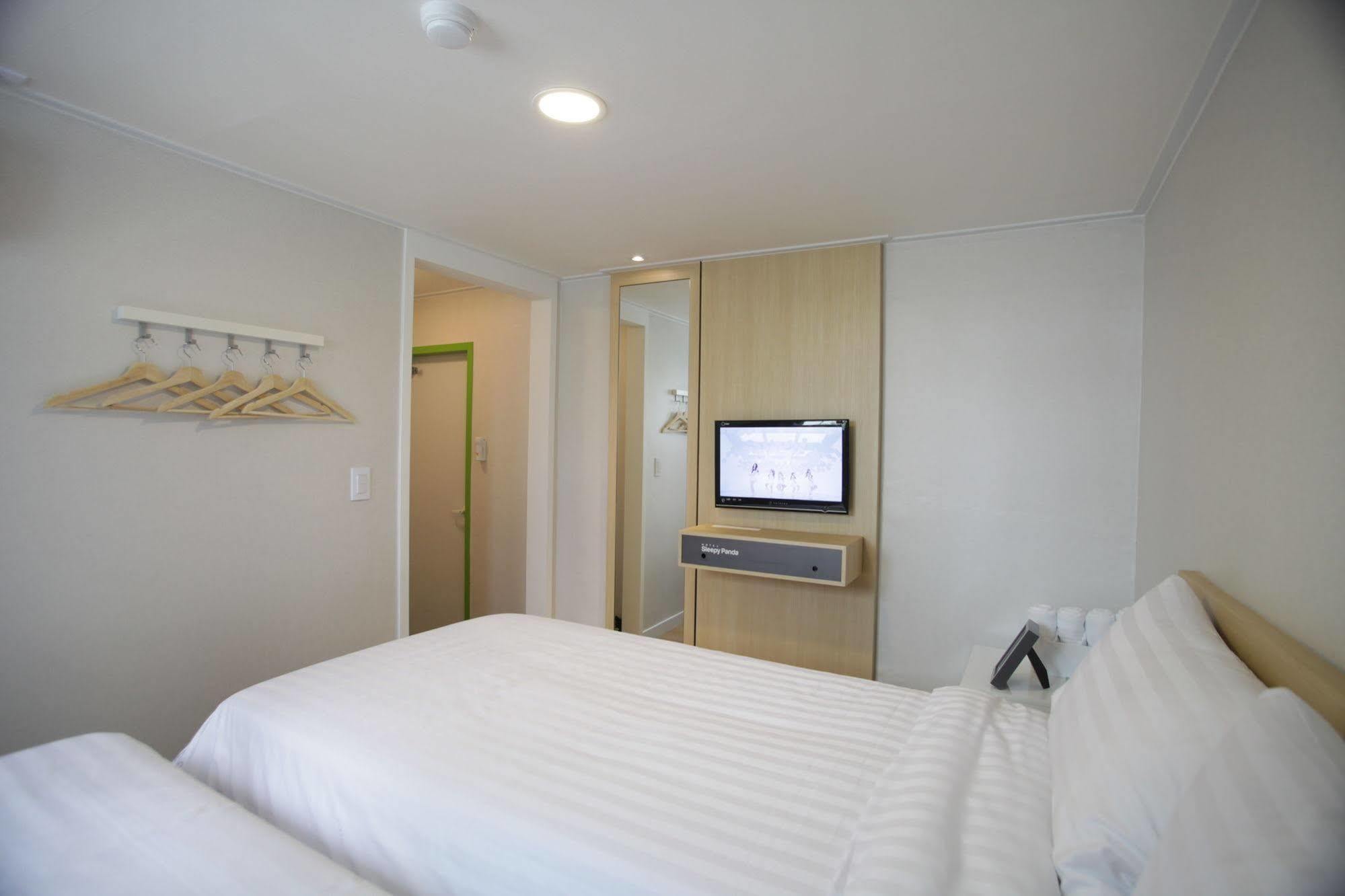 Hotel Sleepy Panda Streamwalk Seoul Jongno מראה חיצוני תמונה