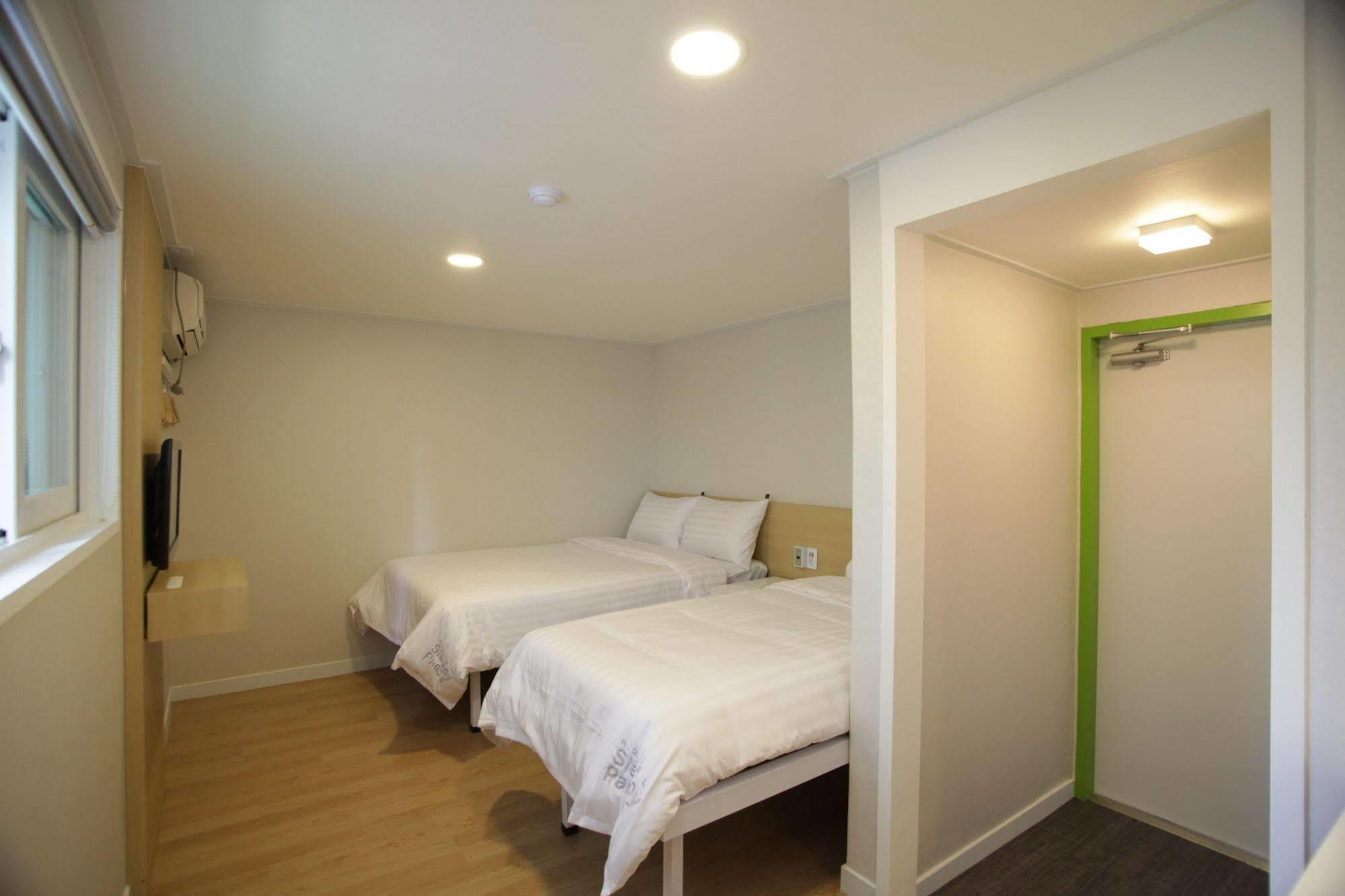 Hotel Sleepy Panda Streamwalk Seoul Jongno מראה חיצוני תמונה