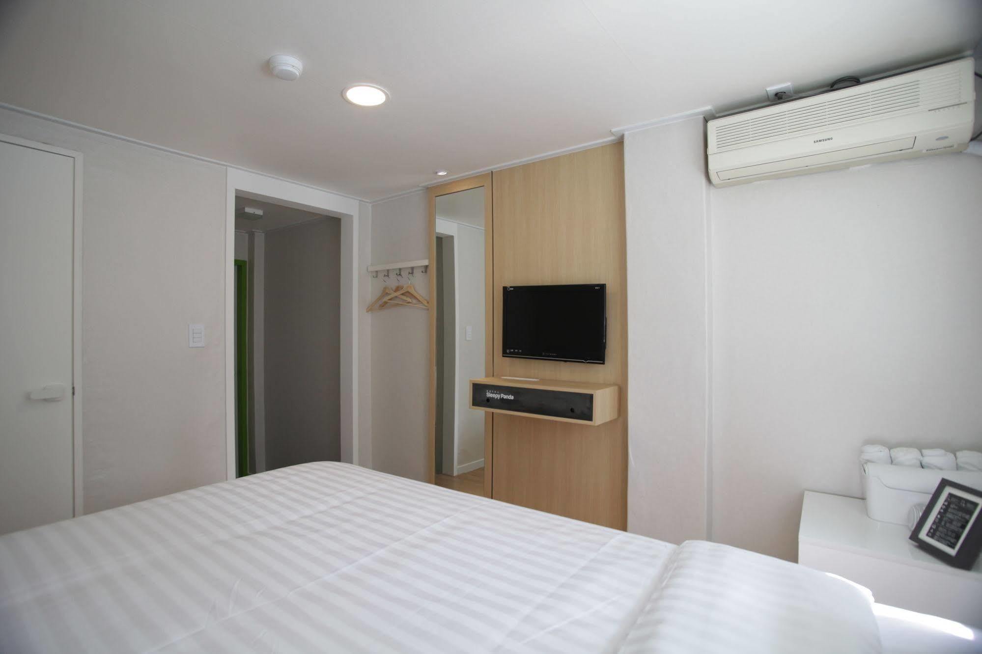 Hotel Sleepy Panda Streamwalk Seoul Jongno מראה חיצוני תמונה